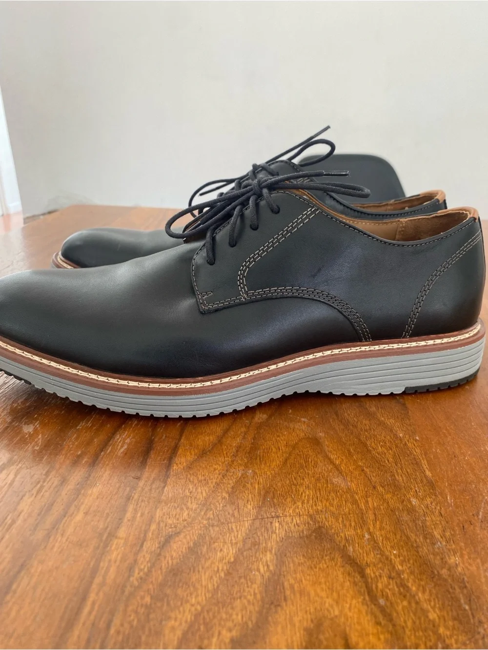 Johnston & Murphy Black Leather Shoes Men’s 10.5 W